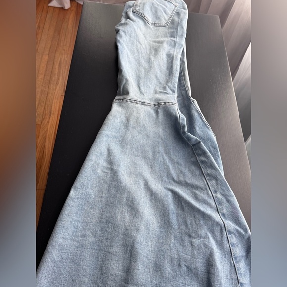 FREE PEOPLE Light Denim Super Wide Blue Jeans - Picture 6 of 10